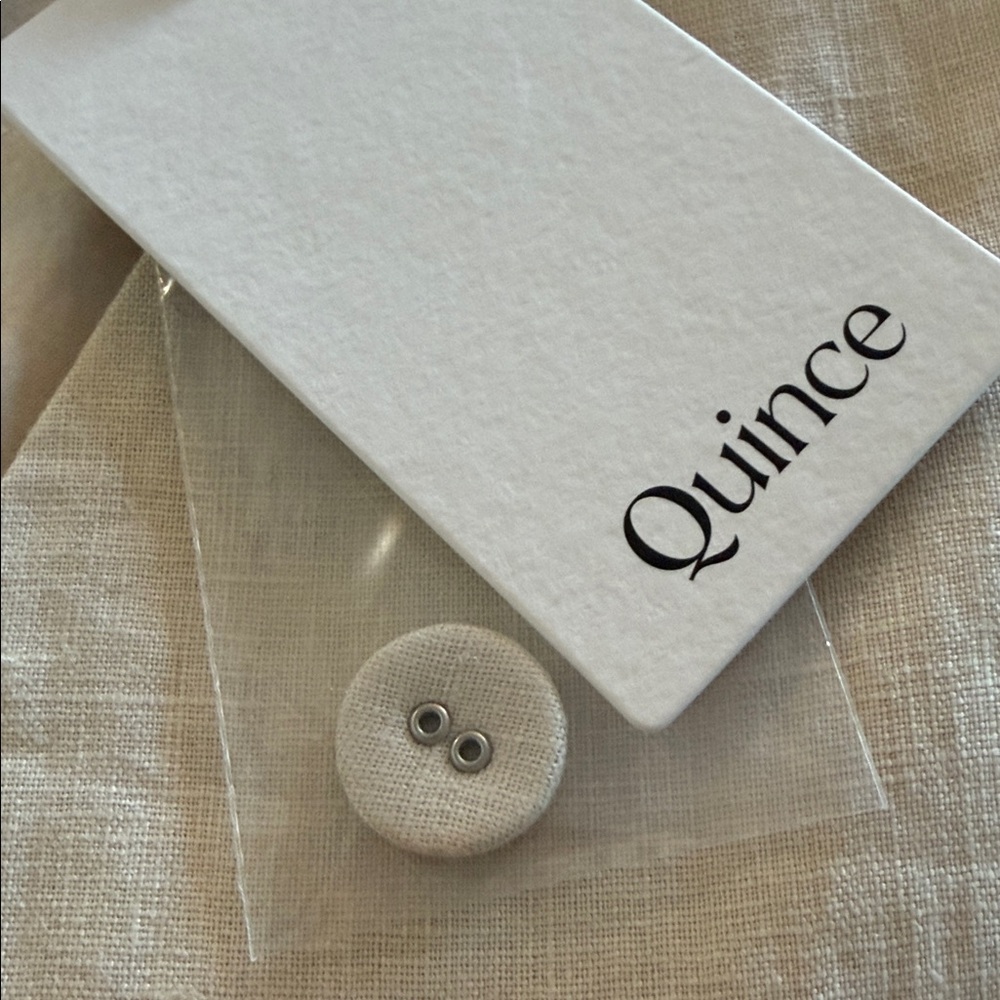 Quince Light Tan European Linen Vest - Picture 3 of 9